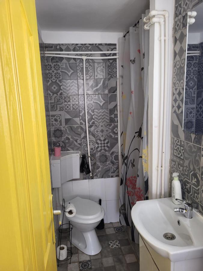Banat 4 Hostel Bükreş Dış mekan fotoğraf